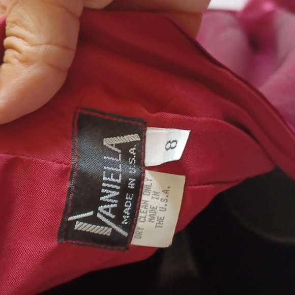Vintage Daniella Formal Dress, Burgundy,  front split - Picture 5 of 6
